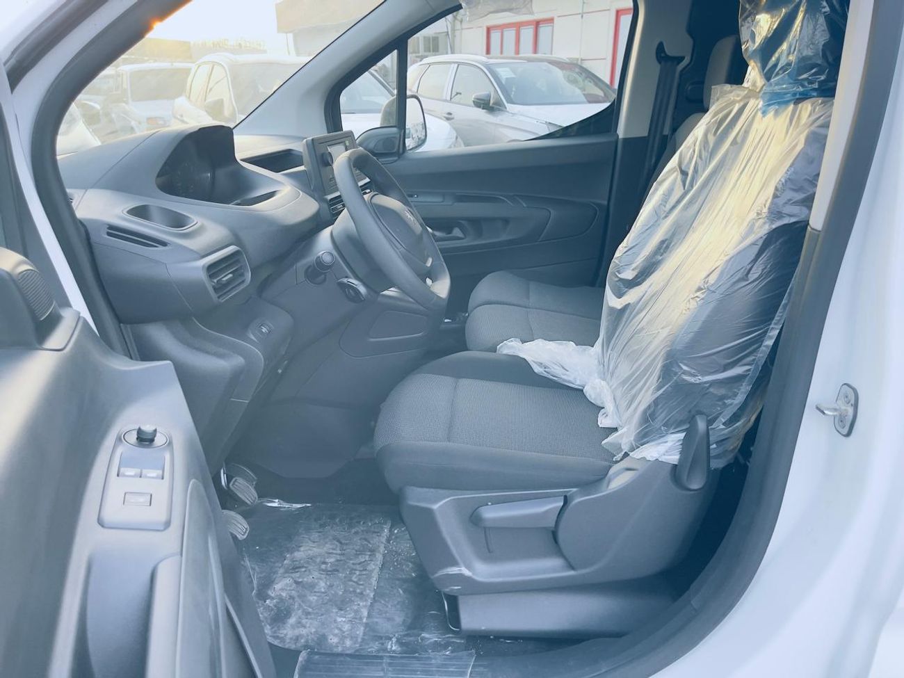 Peugeot Partner peugeot partner 1.6l 2024