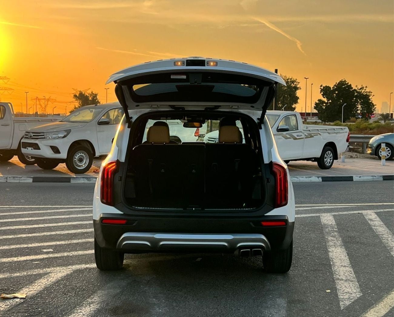 Kia Telluride SX 2020 Kia Telluride 3.8L V6 - 291HP FWD - Full Option 360* CAM Panorama View - 7 Seater - Radar Se
