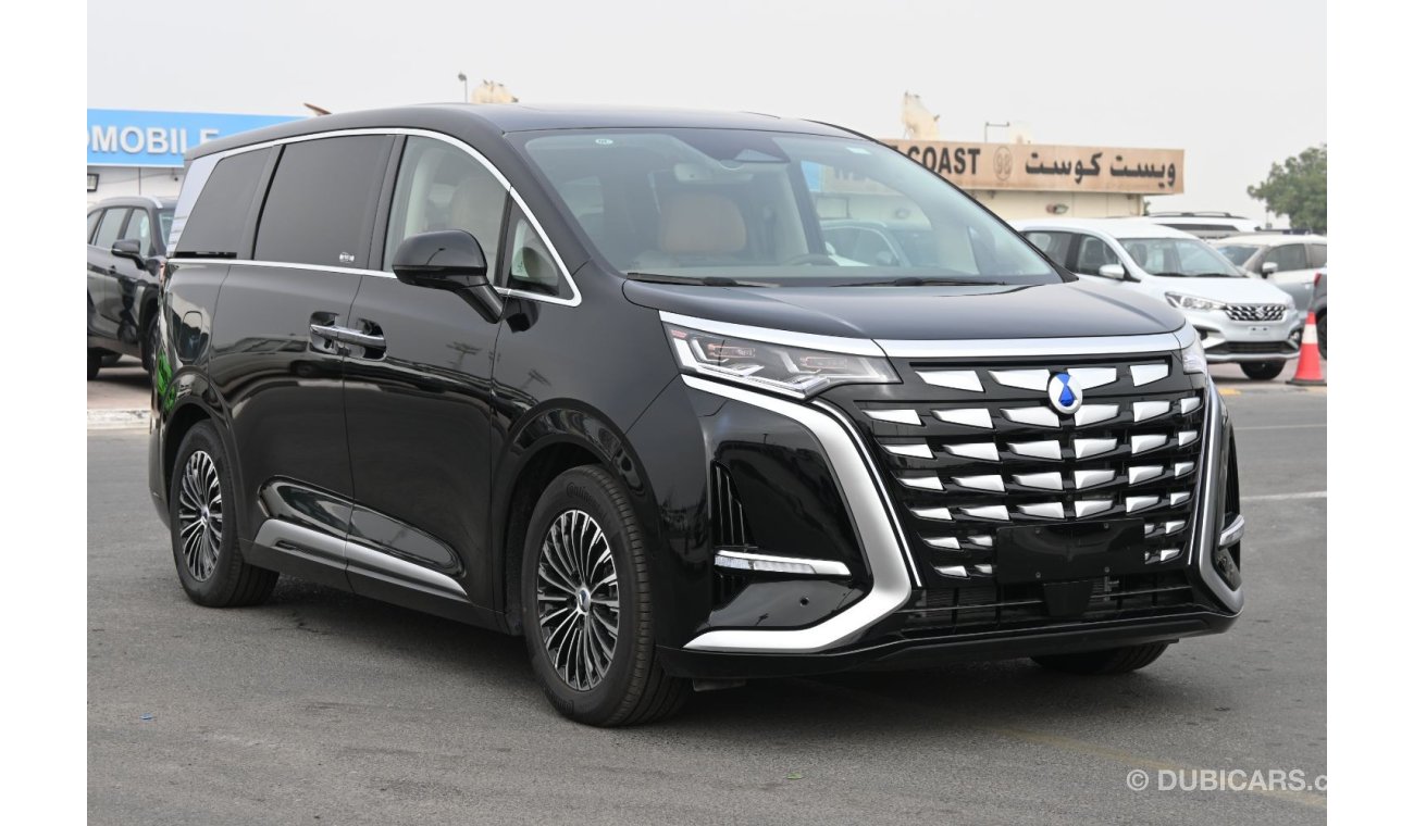 دينزا D9 Denza D9 electric hybrid 2023