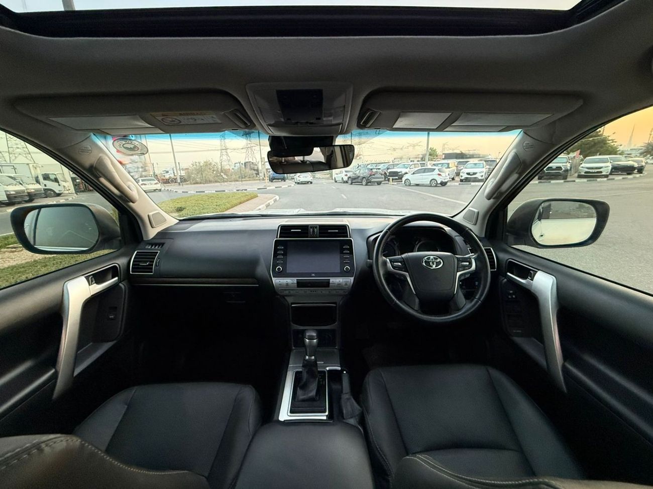 Toyota Prado GOOD CONDTION | 2800CC DIESEL | 4WD | RHD | 7 SEATER | AUTOMATIC SUV