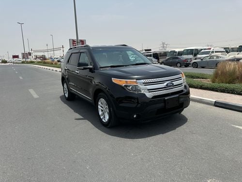 Ford Explorer XLT V4
