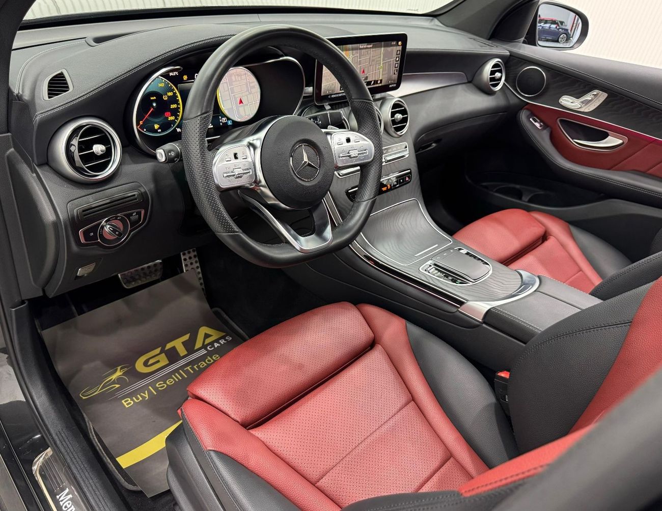 Mercedes-Benz GLC 200 2023 Mercedes Benz GLC200 AMG 4MATIC, Jan 2028 Mercedes Warranty + Service Pack, Very Low Kms, GCC