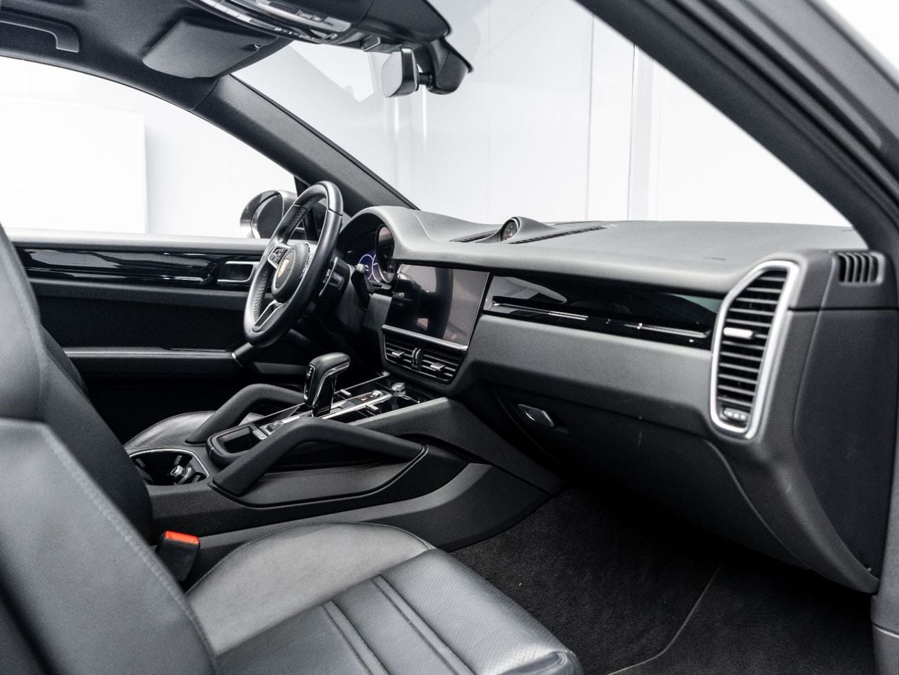 بورش كايان Std 3.0L (340 HP)