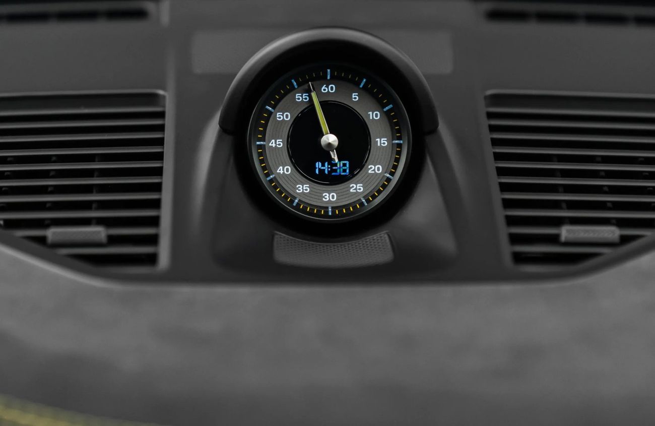 بورش 911 4.0L F-6 Naturally Aspirated Engine