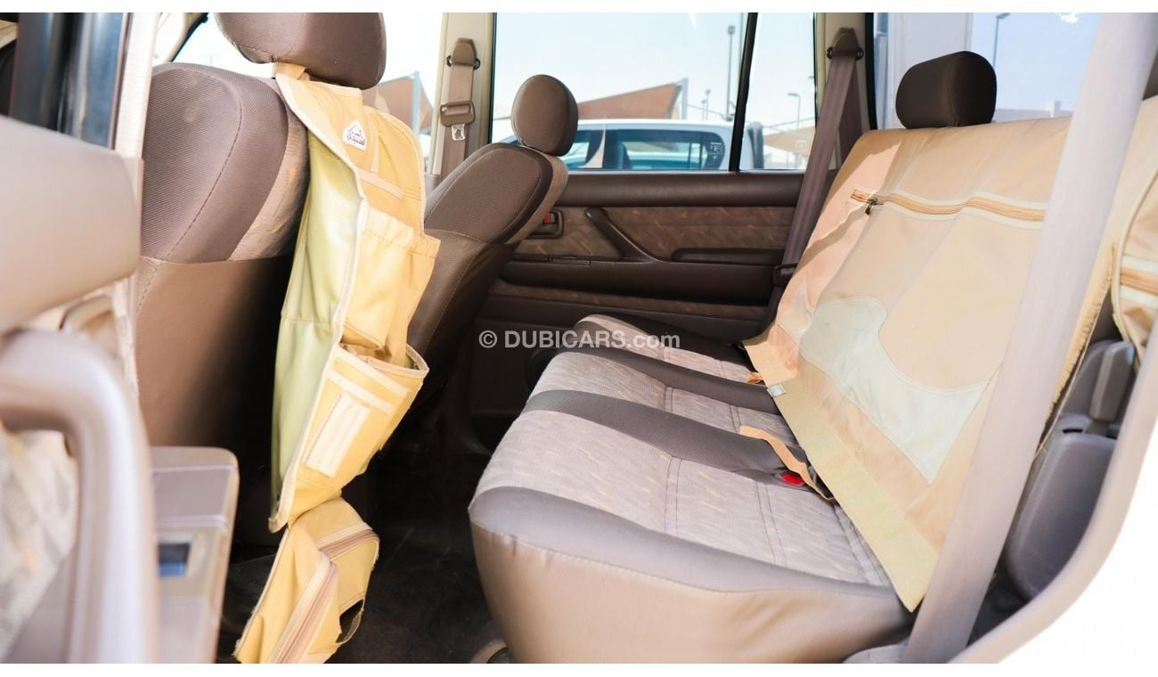 تويوتا لاند كروزر GXR