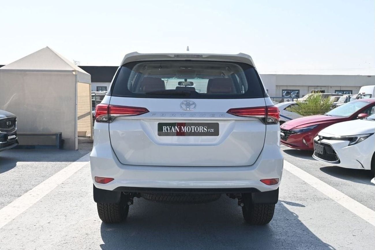 Toyota Fortuner Toyota Fortuner 2.7L Petrol, Automatic 4WD, Model 2024, Color White (Export Price)