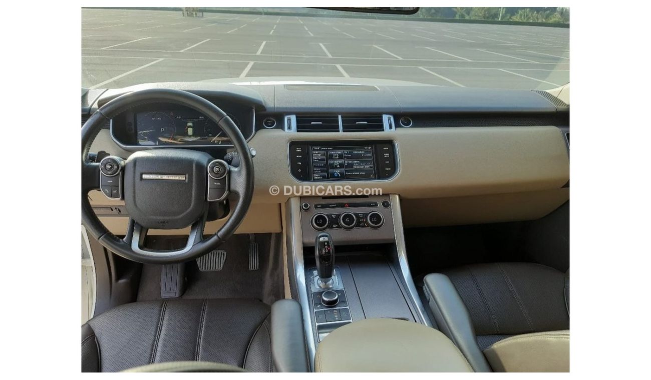 Land Rover Range Rover Sport RANGE ROVER SPORT 2015 GCC very clean car accident free full