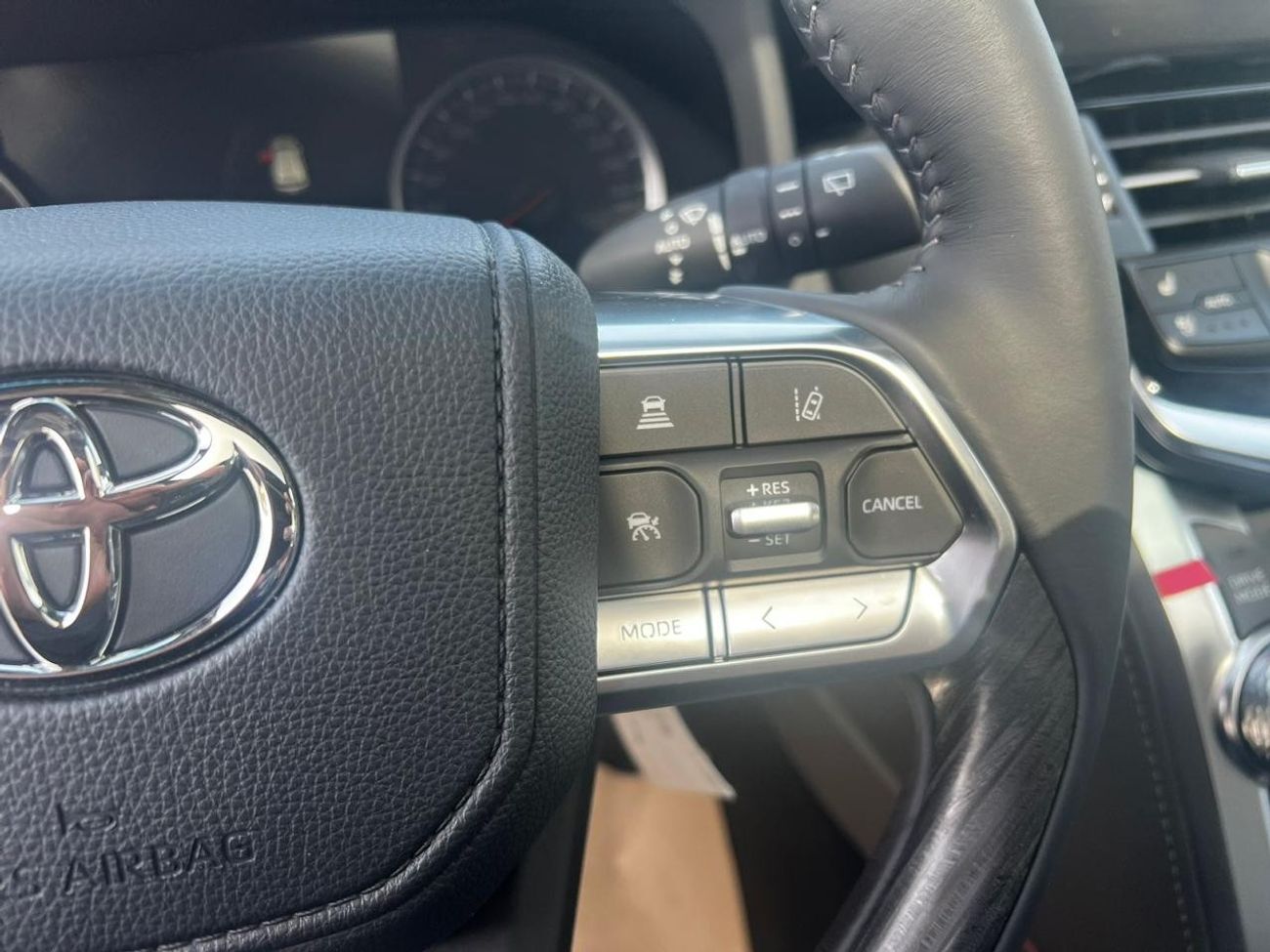 Toyota Land Cruiser 3.5L ZX 7 SEATER 2023MODEL