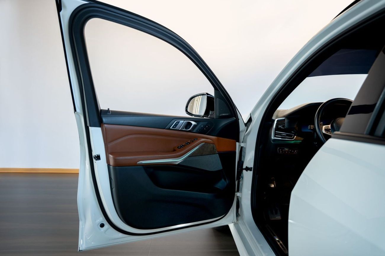 BMW X5 50i xDrive 4.4L