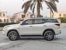 تويوتا فورتونر Toyota Fortuner 2016 LHD petrol engine 2.7 Gcc specs white