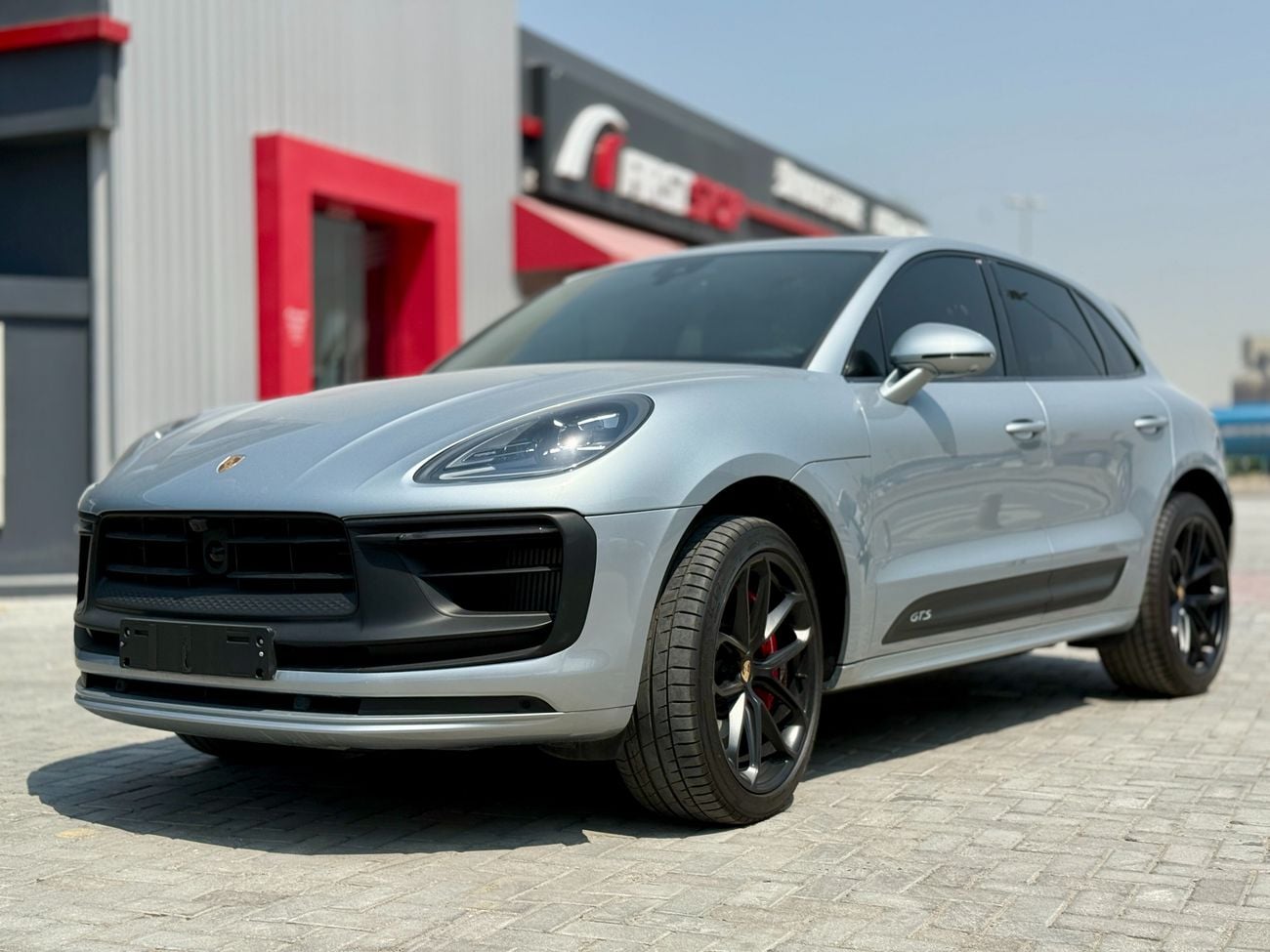 بورش ماكان GTS 3.0L (360 HP)