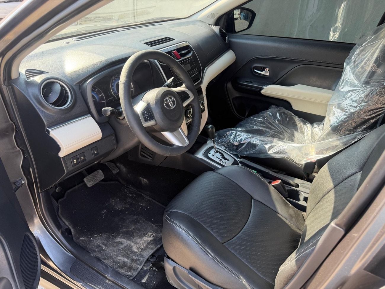Toyota Rush excellent condition