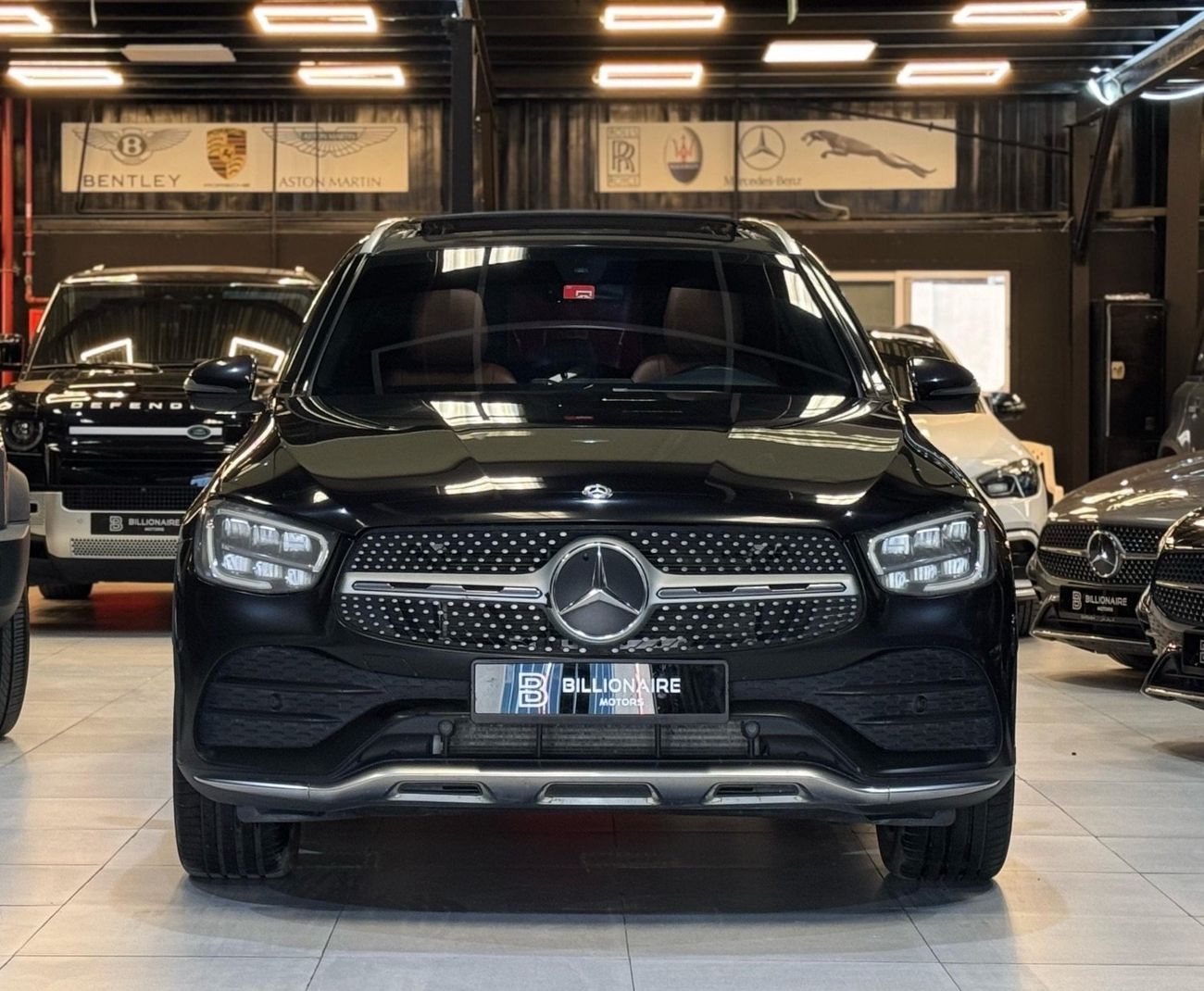مرسيدس بنز GLC 200 Premium + 2.0L