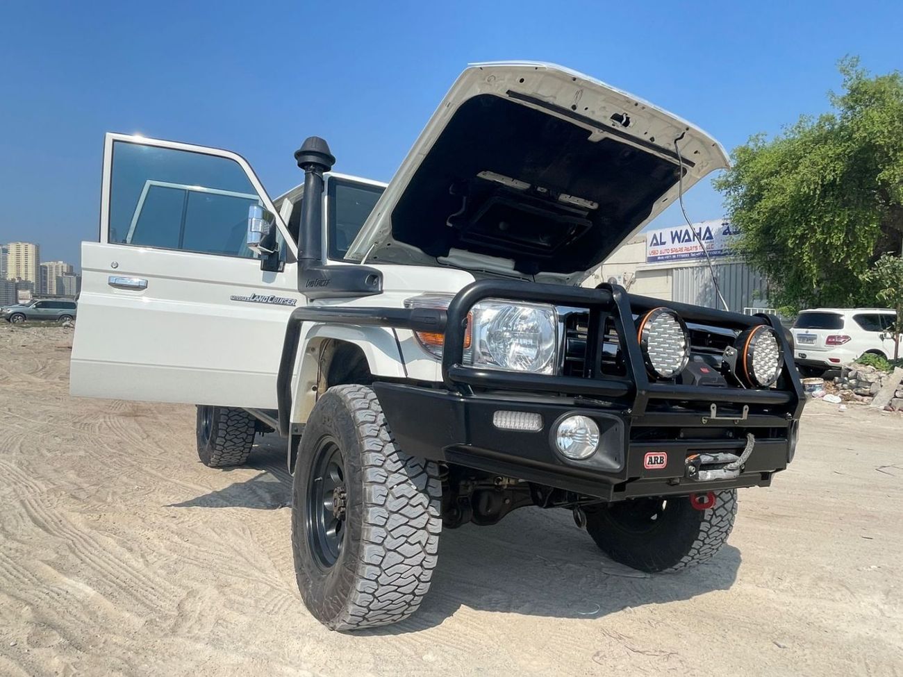 تويوتا لاند كروزر 5 Doors Hardtop ,Diesel 4500 CC ,Right Hand Drive ,Manual Transmission