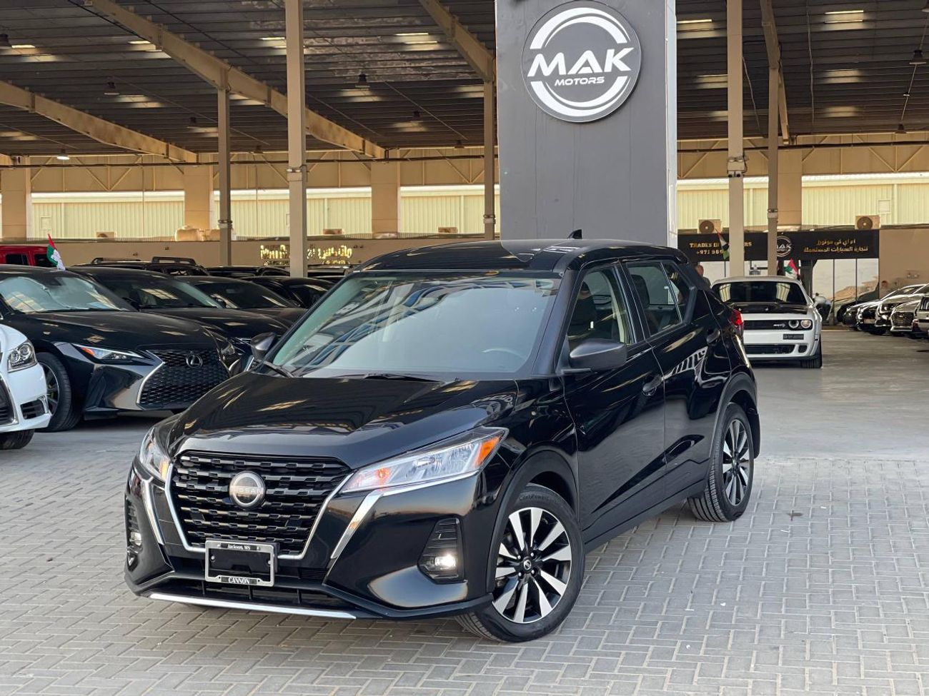 نيسان كيكس SV / 1.6 لتر V4 / رادار / مساعدة على الطريق / جنوط / شاشة كبيرة / في حالة ممتازة