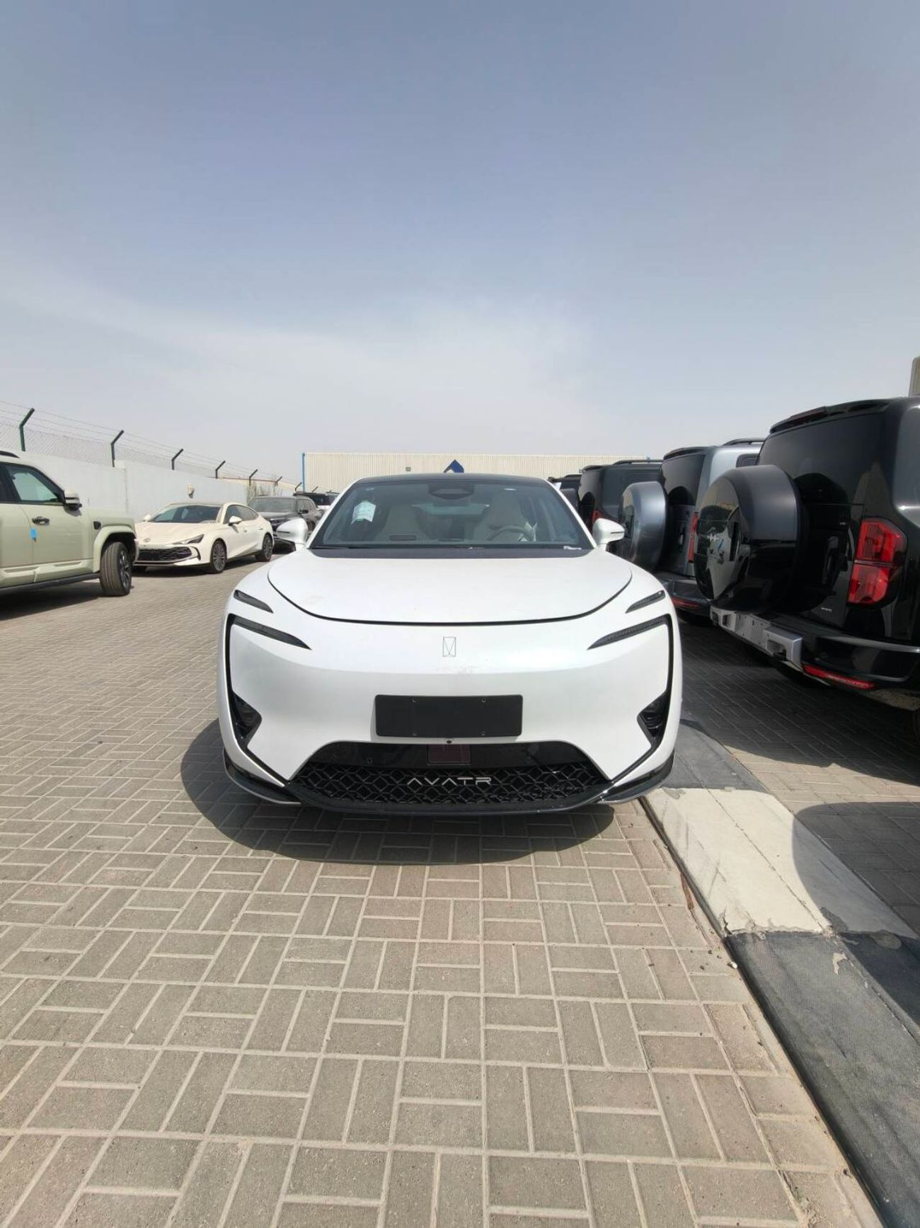 أفاتر 11 Avatr 11 2025 Ultra 4WD النسخة الكهربائية النقية