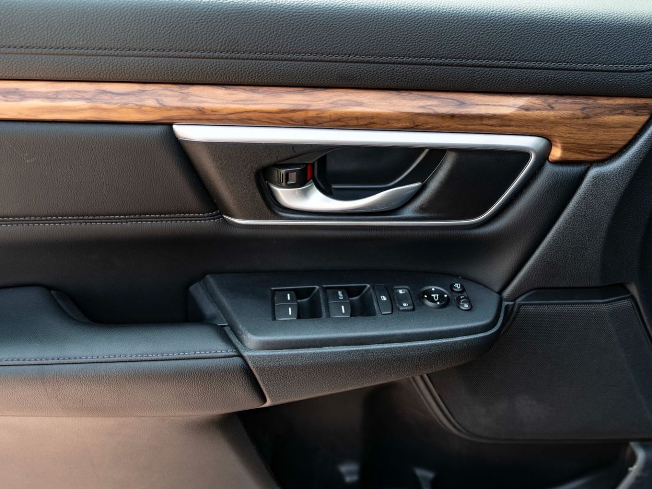 هوندا سي آر في Touring 2.4L (184 HP)