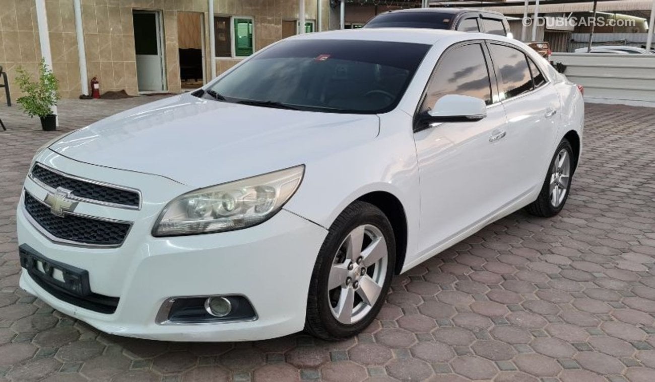 Chevrolet Malibu شيفروليه ماليبو موديل 2013 خليجية بحالة جيدة جدا عجمان سوق السيارات معرض الصحراء لتجارة السيارات رقم