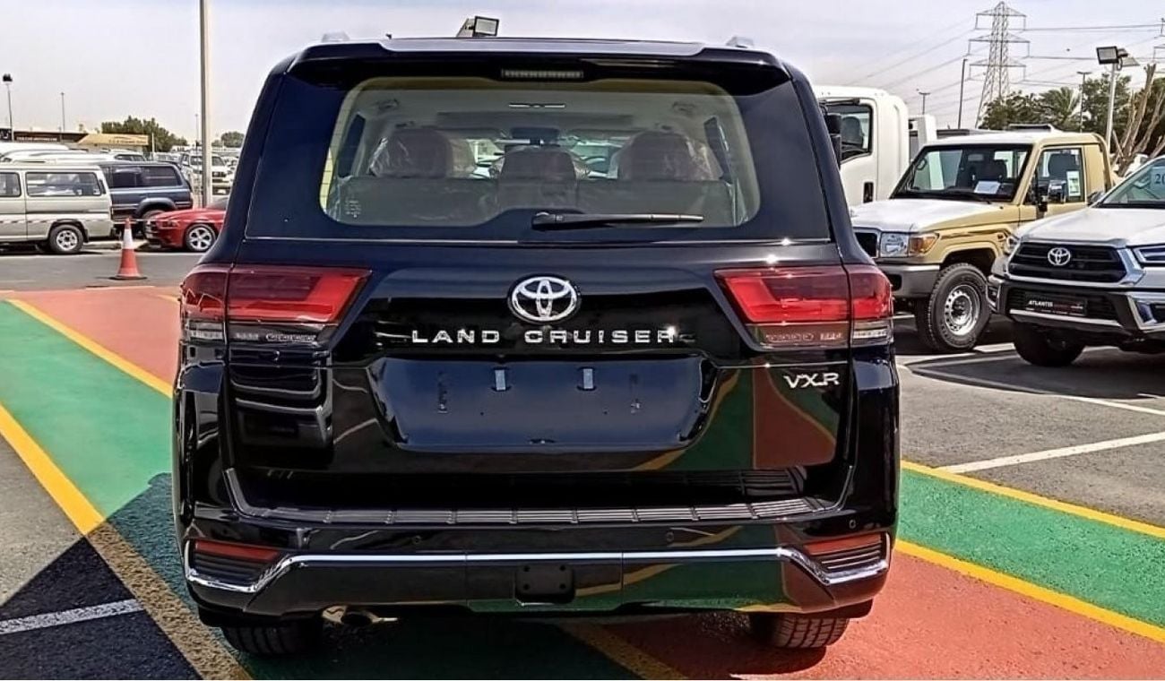 Toyota Land Cruiser VXR TOYOTA LANDCRUISER VXR FULL OPTION