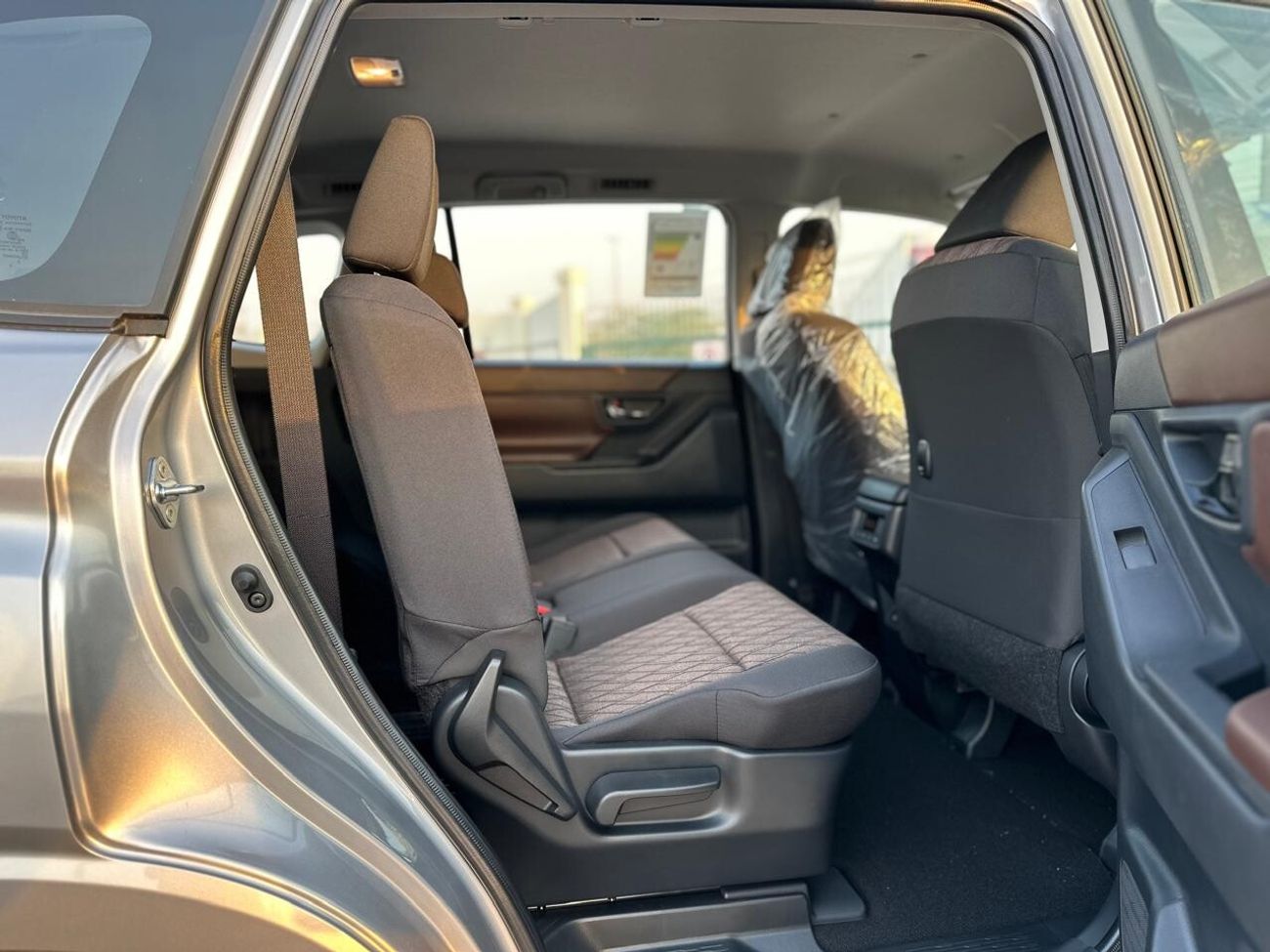 Toyota Innova 2024, PETROL 2.0L 0KM, GCC SPEC, 8-SEATERS, EXPORT PRICE