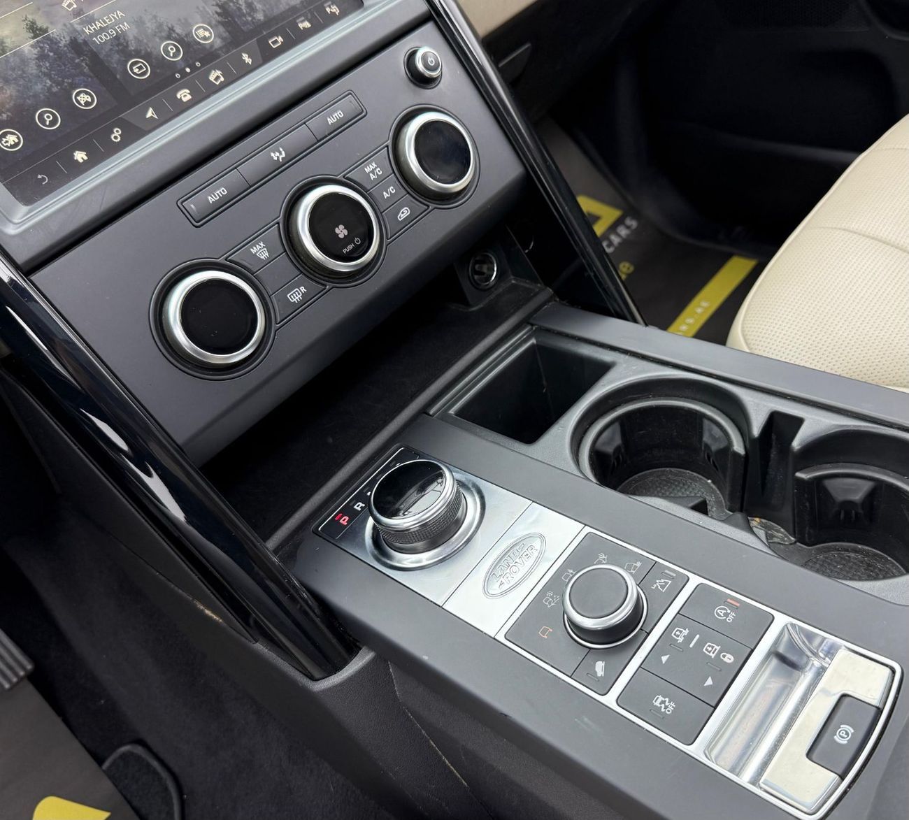 لاند روفر دسكفري 2020 Land Rover Discovery P340 Si6, 2026 Agency Warranty, Full Service History, GCC