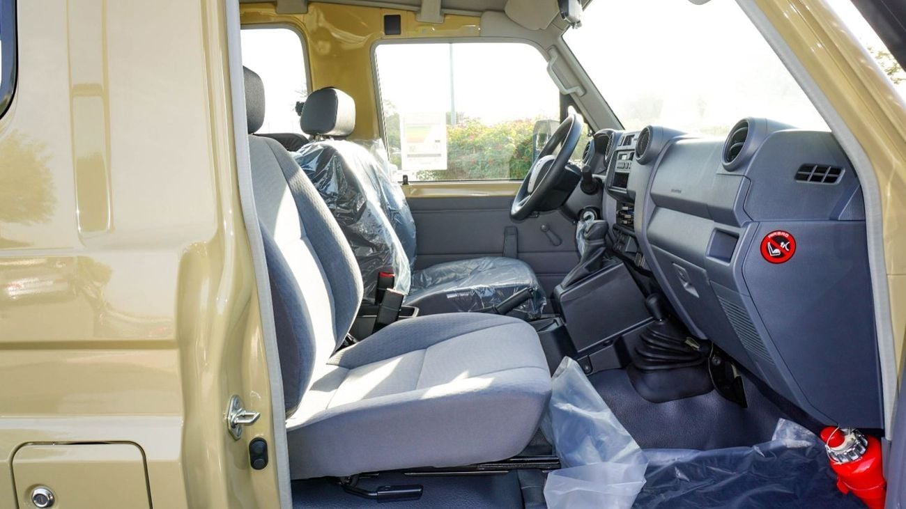 Toyota Land Cruiser 70 LC 78 HARDTOP 4.0L AT ECTAGR019 - 2026 Toyota LC78 3 Doors Hardtop - 4.0L Petrol Auto Beige - With Snorkel