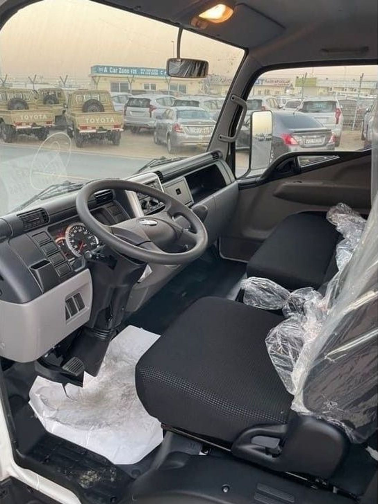 Mitsubishi Fuso Canter only for export