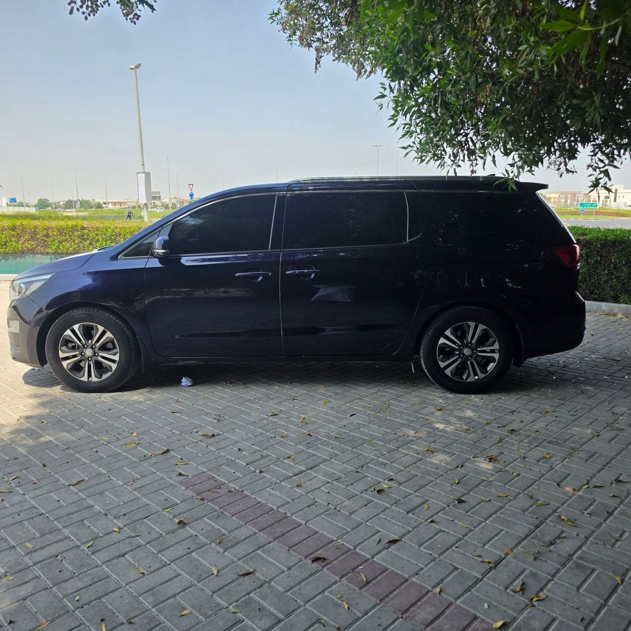 Kia Grand Carnival
