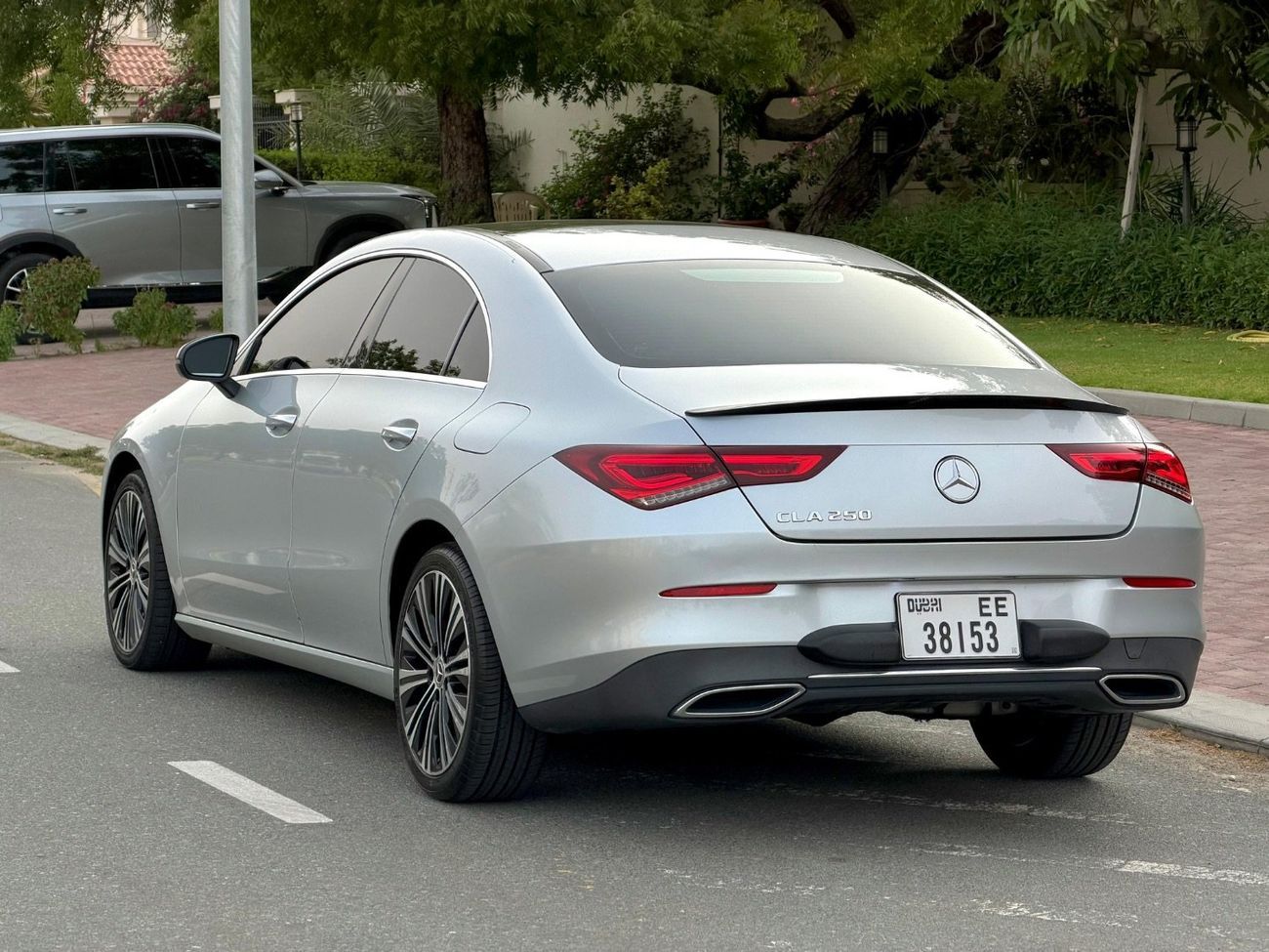 Mercedes Benz CLA250 PREMIUM AMG