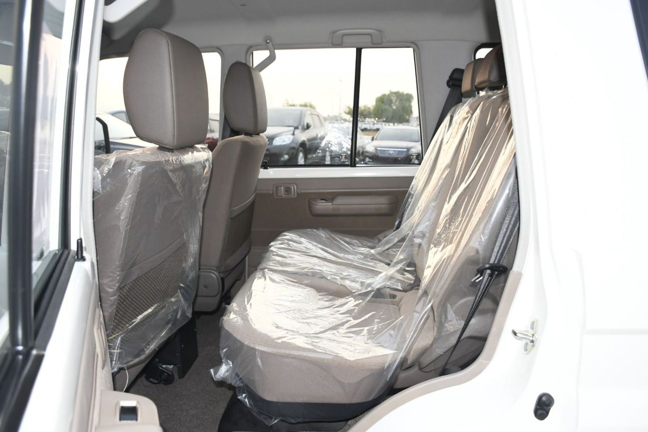 تويوتا لاند كروزر 70 GDJ76 2.8L TDSL - E AT 40th Anniversary Package 2025YM