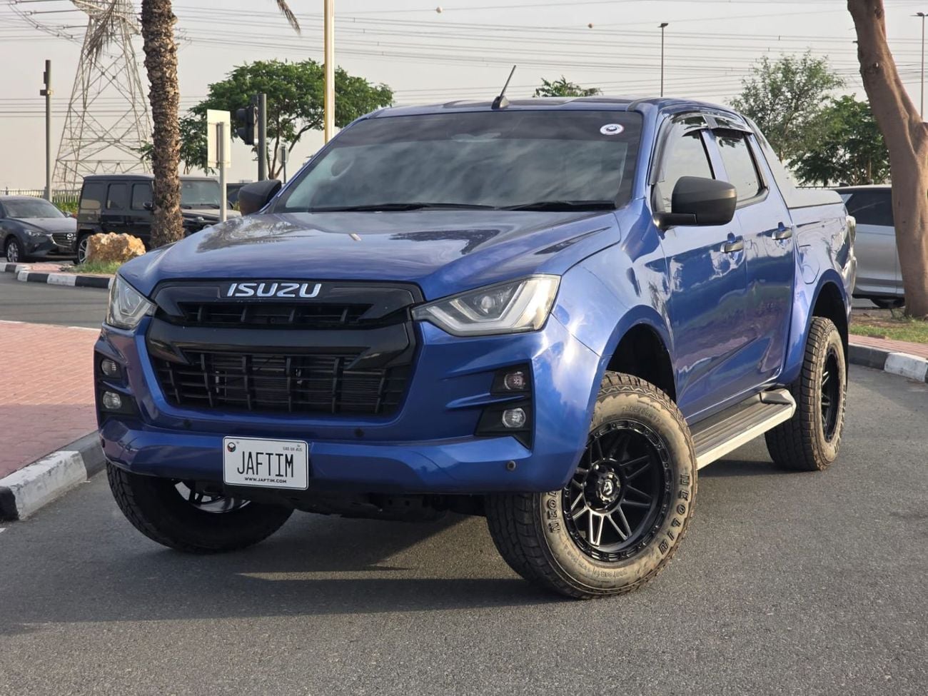 إيسوزو D ماكس -