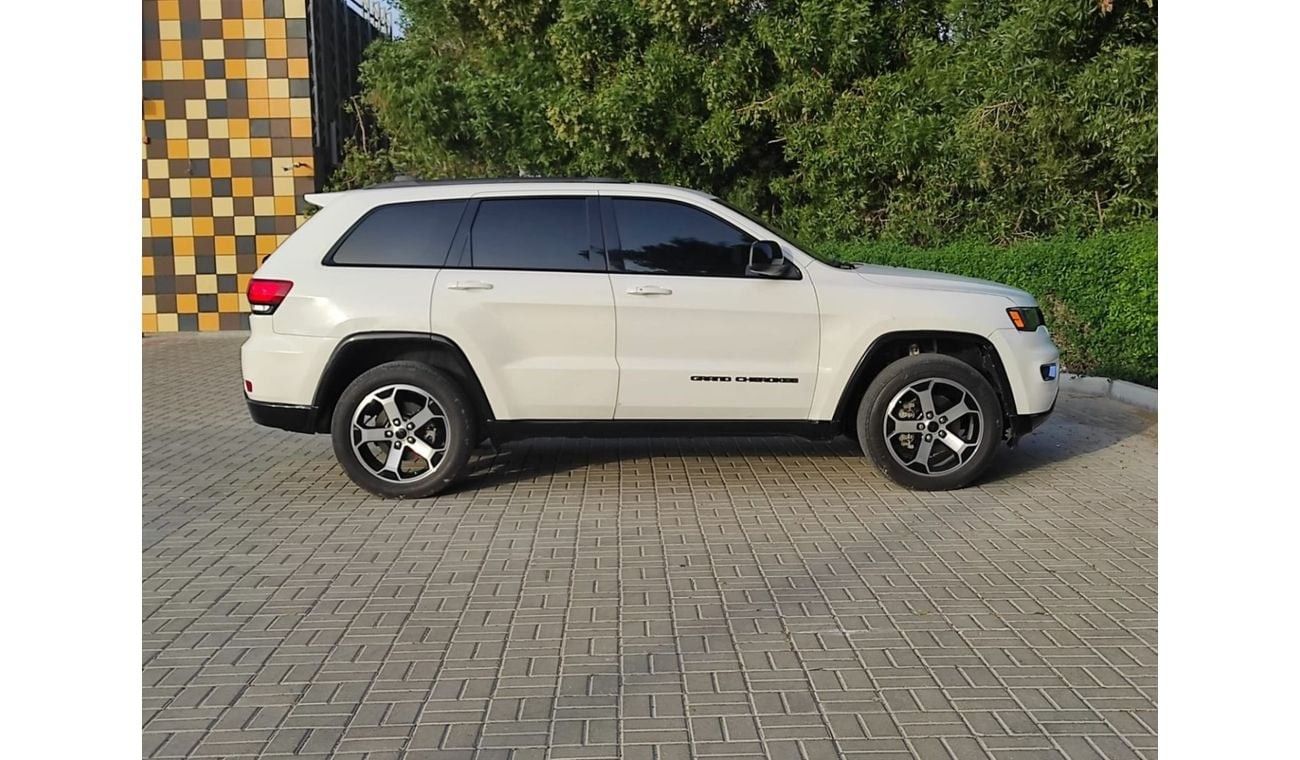 جيب جراند شيروكي exclusive 3.6L