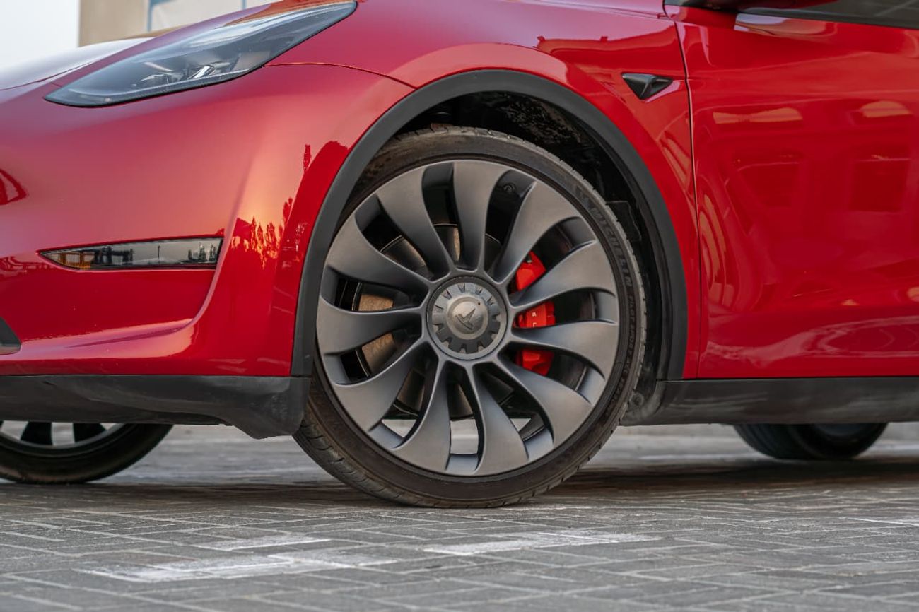 Tesla Model Y Performance (AWD)