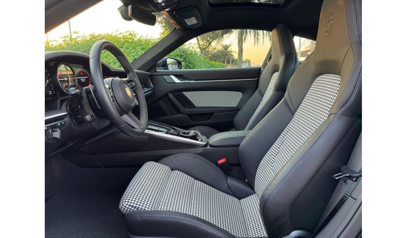 بورش 911 Turbo 3.8L (580 HP) Coupe GCC SPEC UNDER WARRANTY