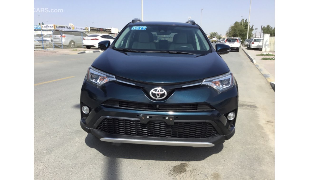 تويوتا راف ٤ TOYOTA RAV4 2017 DARK BLUE PLATINUM EDITION