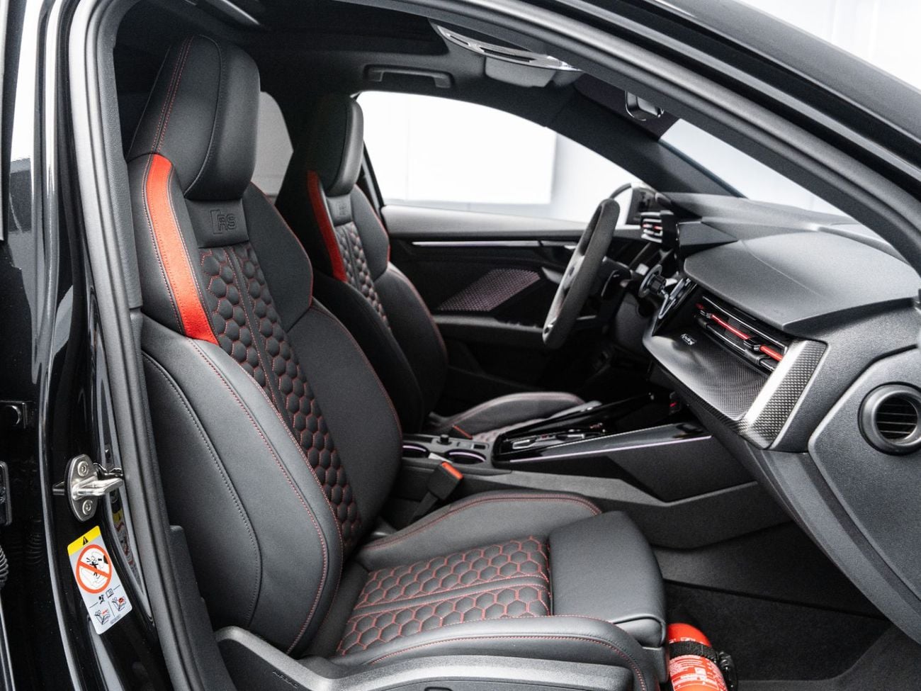 Audi RS3 TFSI quattro 2.5L Sportback 2025 Audi RS3, 2.5 TFSI Quattro, 4WD, 400bhp, 7 Speed Auto