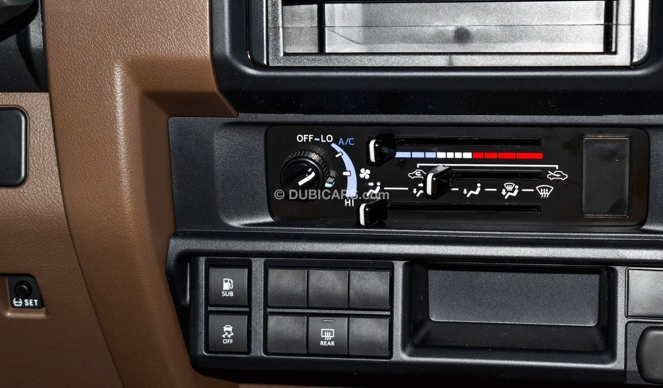 Toyota Land Cruiser 70