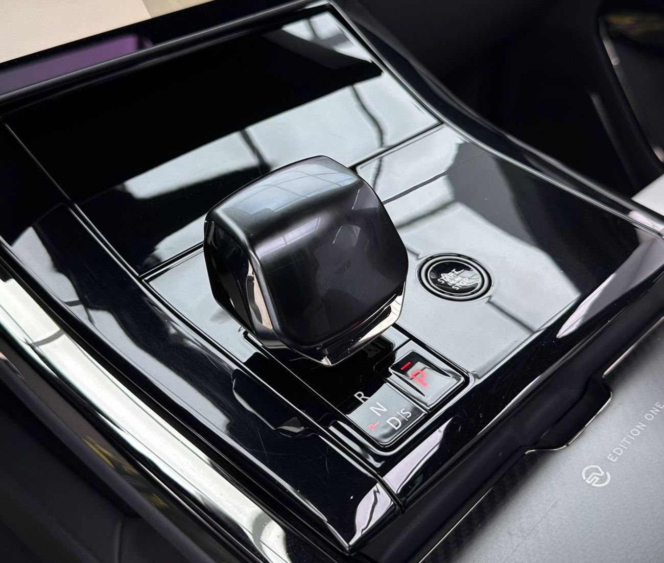 Land Rover Range Rover Sport 2024 Range Rover Sport SV Edition One, 07/2029 Range Rover Warranty + Service Contract, Range Rover 