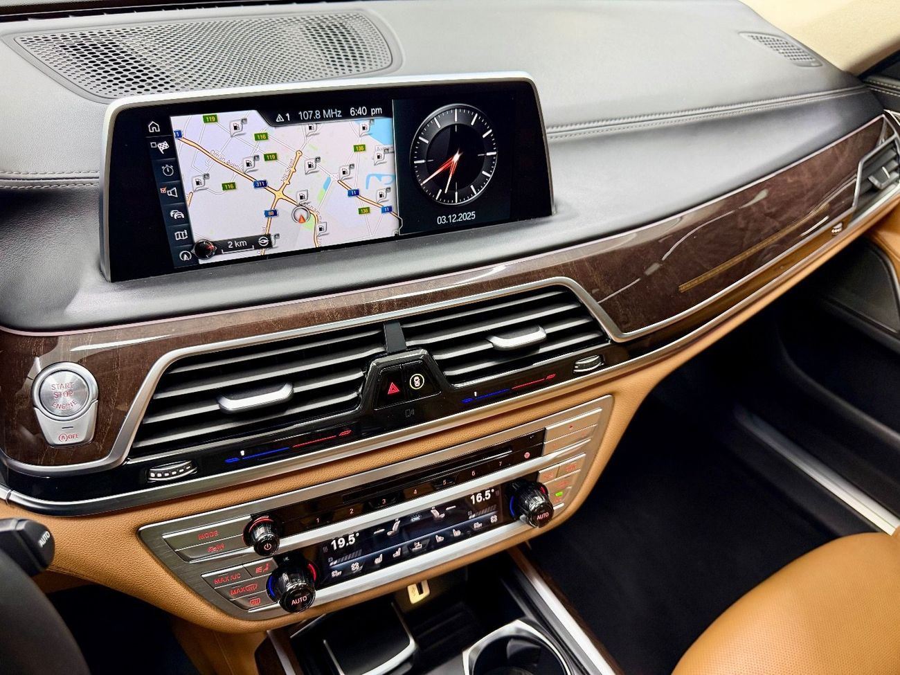 BMW 740Li Exclusive 3.0L (335 HP)