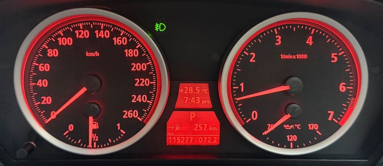 بي أم دبليو 645i Perfect condition .. V8 ..