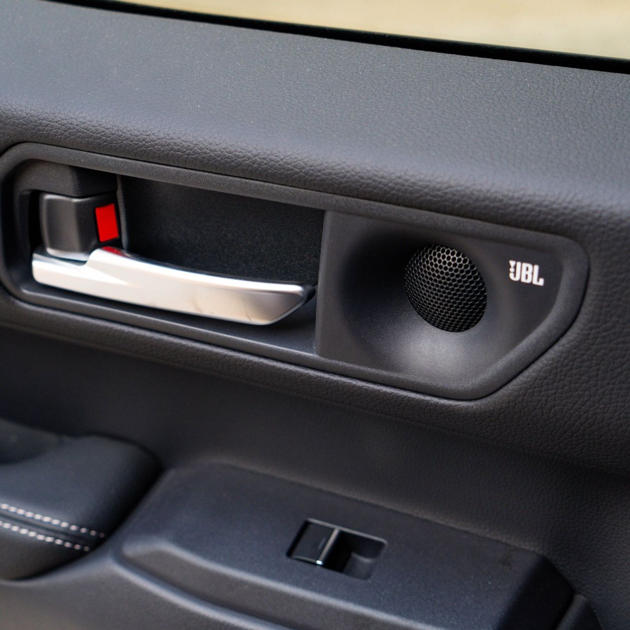 تويوتا برادو PRADO PREMIUM 2.4 L || 2026