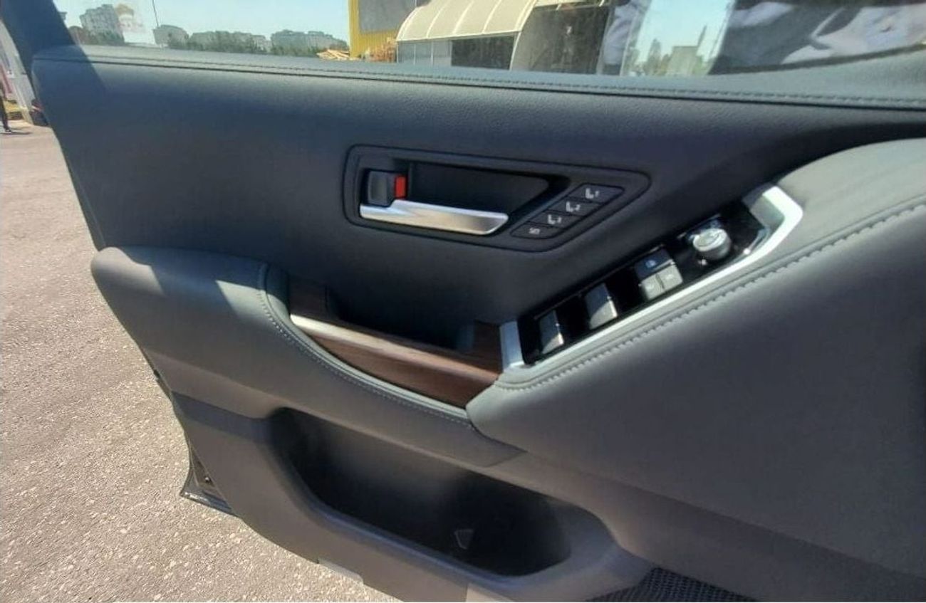 تويوتا لاند كروزر VX 3.5L VX+ 3.5L petrol Europe specs (For export only)