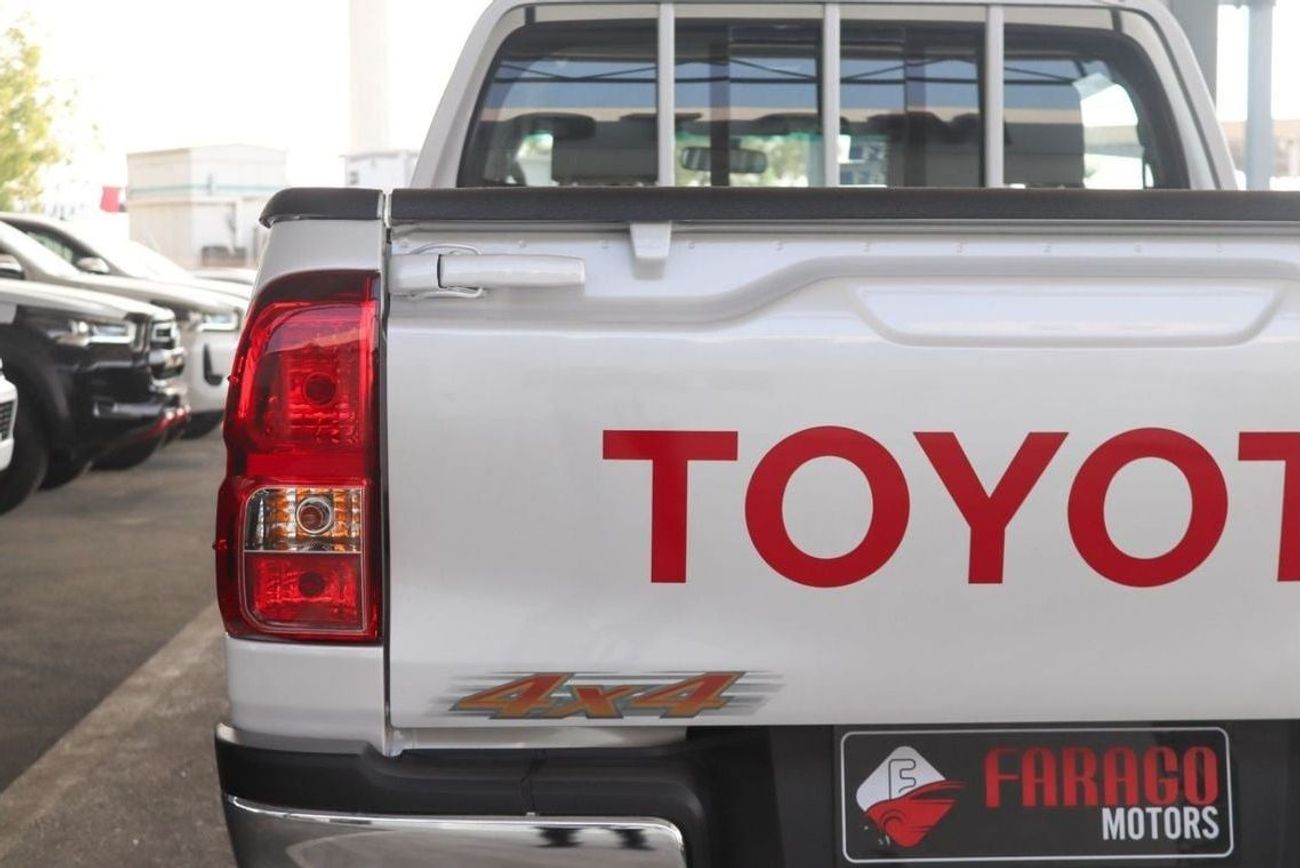 تويوتا هيلوكس 2025 TOYOTA HILUX 2.7 4X4 AUTOMATIC **EXPORT ONLY**التصدير فقط خارج الخليج**