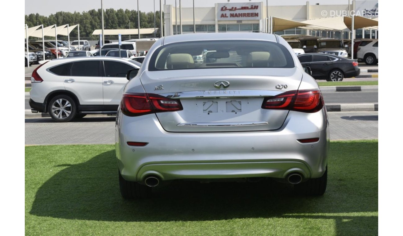 Infiniti Q70 Gcc first owner top opition sport