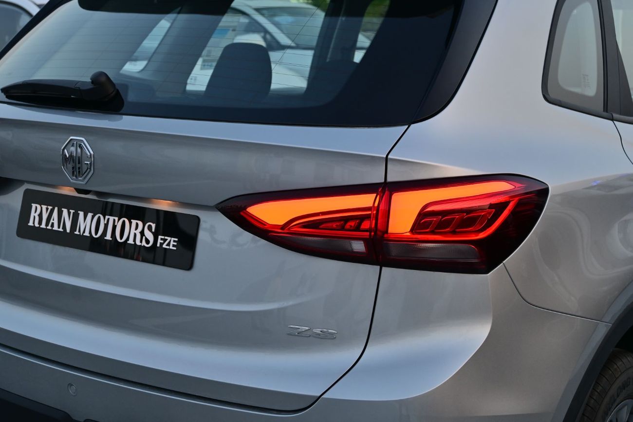 أم جي ZS MG ZS 1.5L Petrol FWD, Model 2025, Color Silver