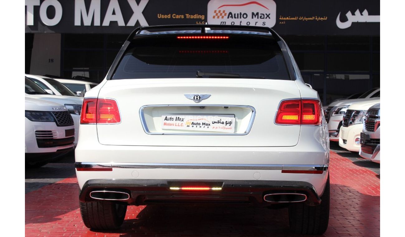 Bentley Bentayga (2018) V12 6.0L TWINE TURBO, GCC