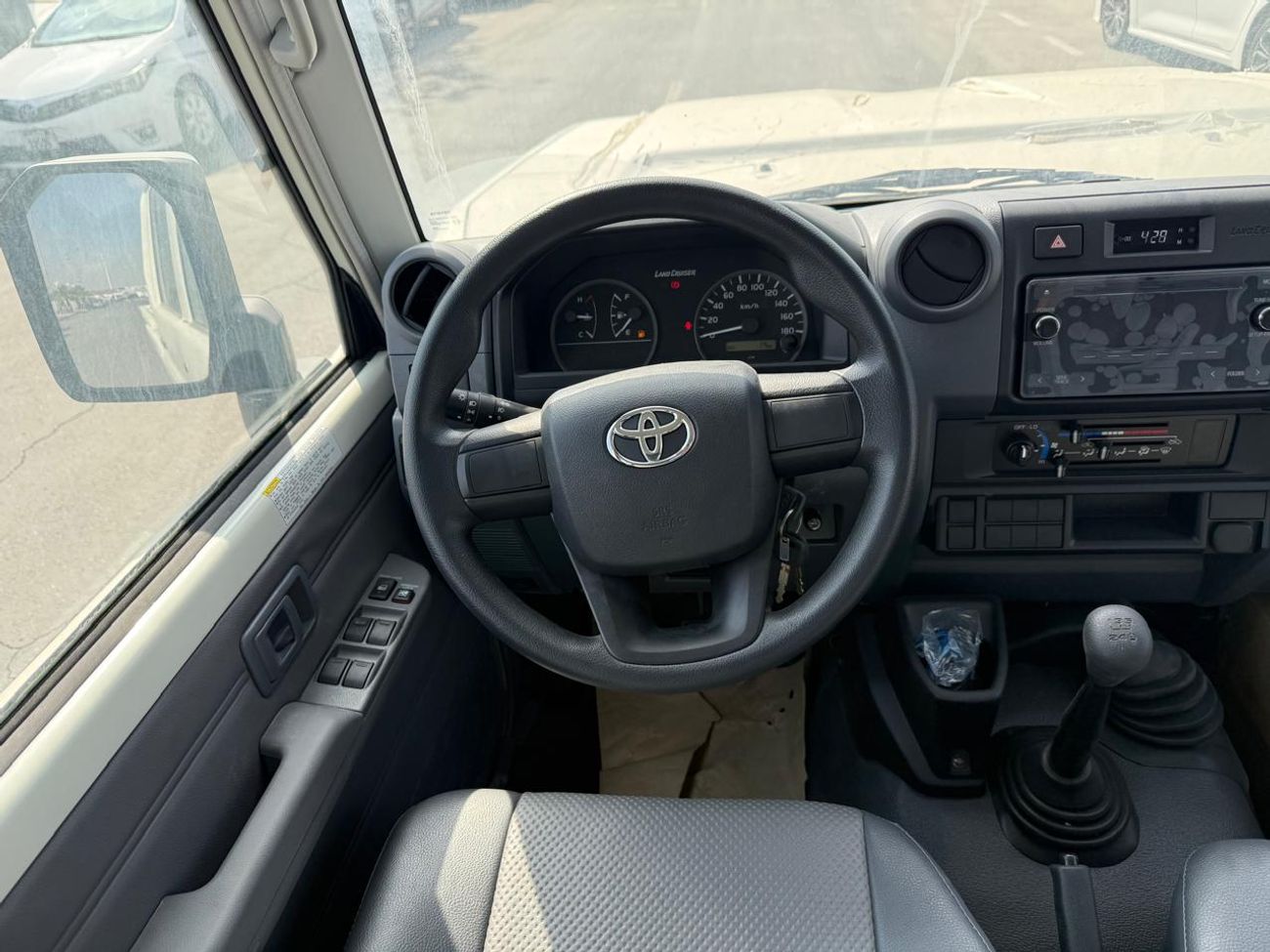 Toyota Land Cruiser Pick Up TOYOTA LC79 Pickup D/C 4.2L Diesel , Diff-Lock , 2024 Model