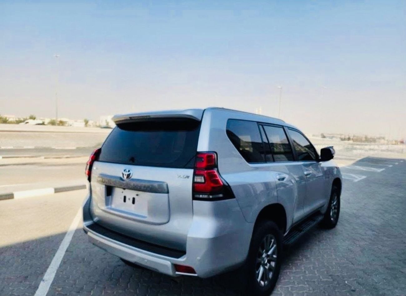 Toyota Prado Toyota Prado 2019 VXR 2.7 sunroof full option