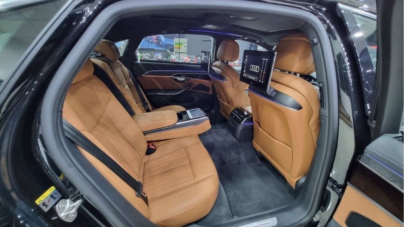 أودي A8 AUDI A8L 55TFSI GCC 2023 IN IMMACULATE CONDITION (WARRANTY+SERVICE CONTRACT FROM OFFICIAL DEALER)