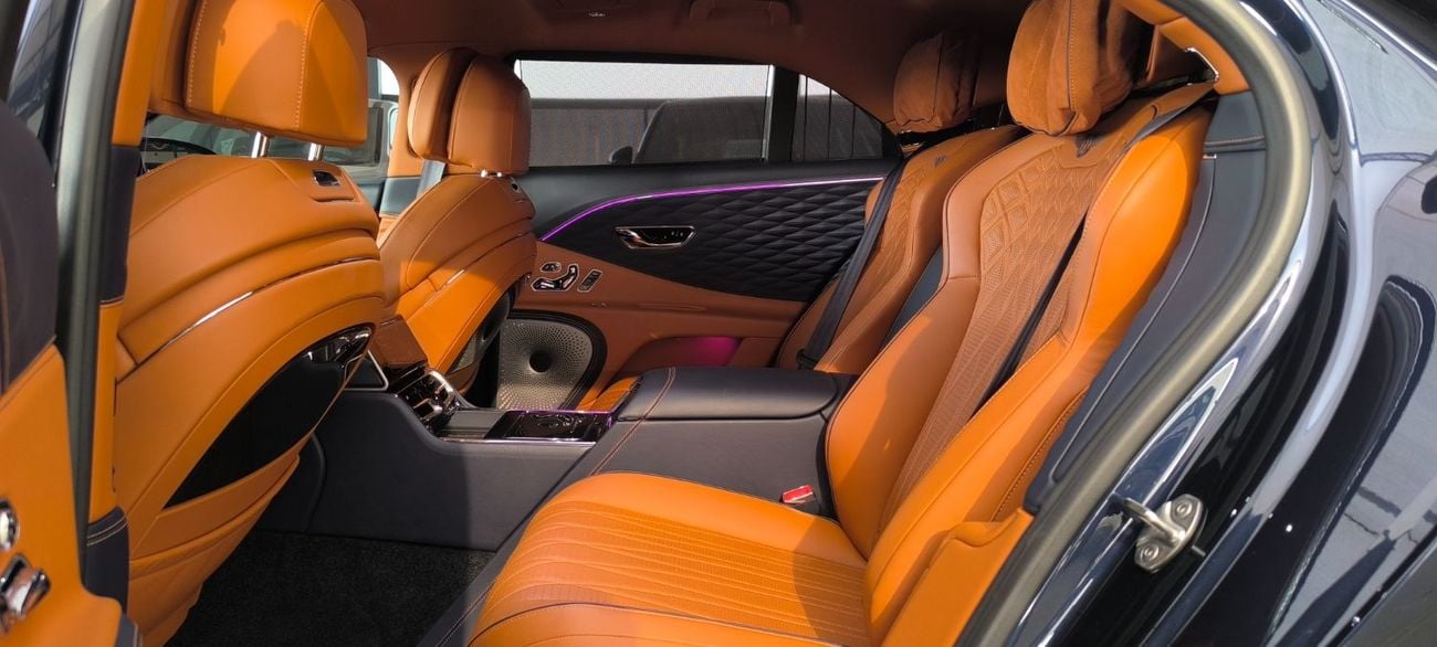 Bentley Flying Spur W12 FIRST EDITION